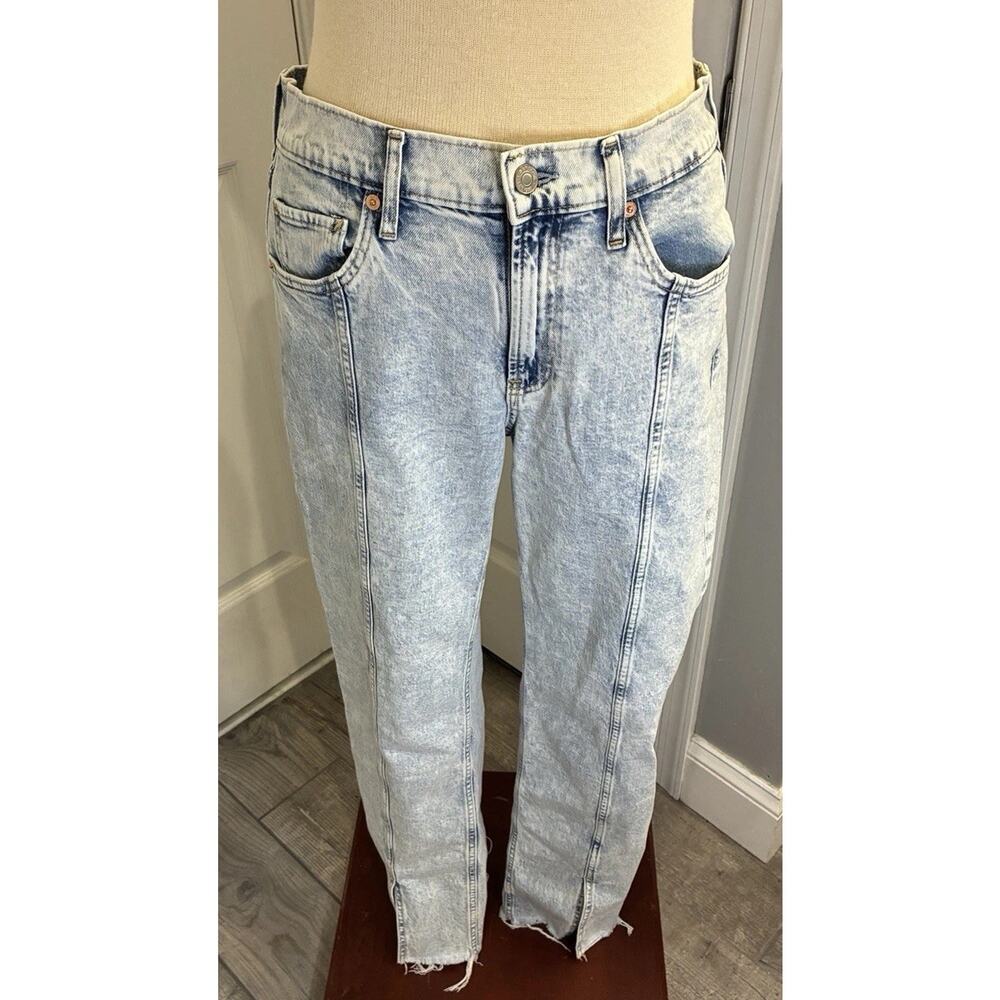 GAP ‘90s Loose Mid-Rise Jeans in Light Indigo - Organic Cotton - Sz 26 2R
